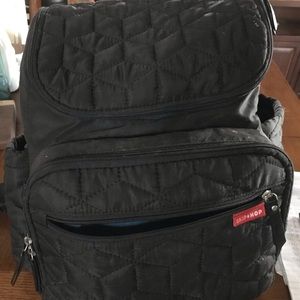 SkipHop forma diaper bag🖤